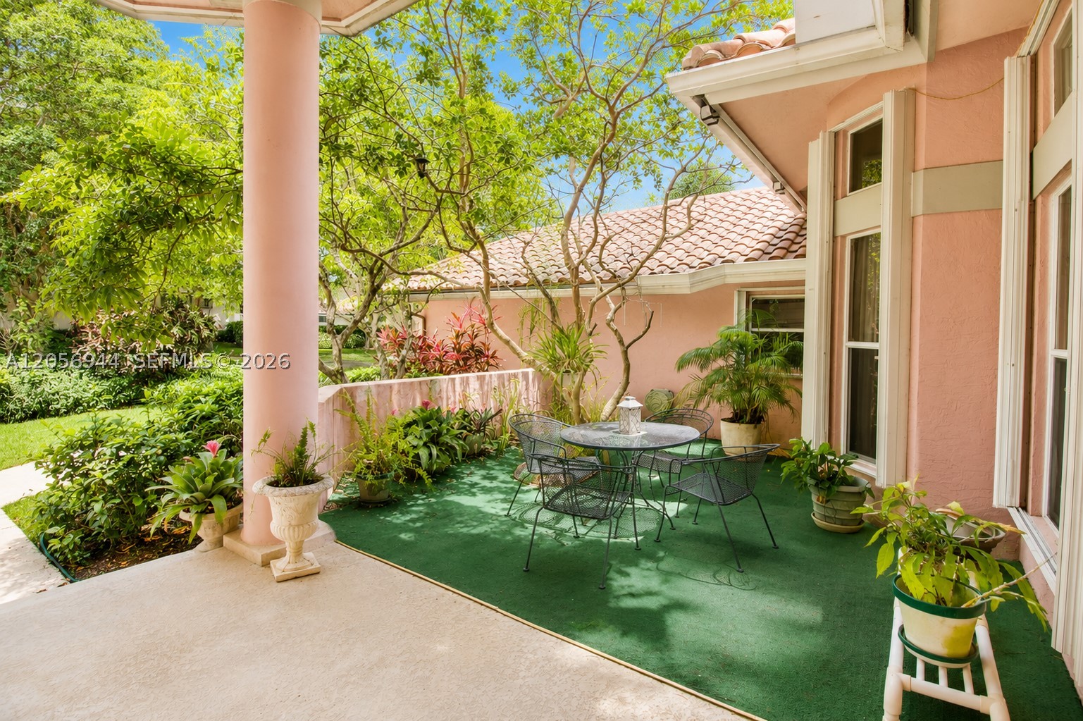 BROOKSIDE - Residential