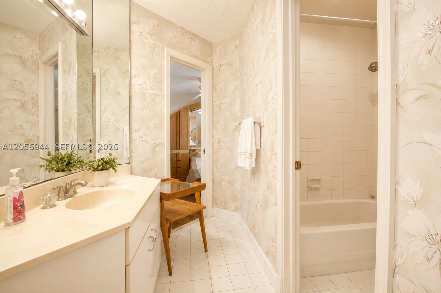 BROOKSIDE - Residential
