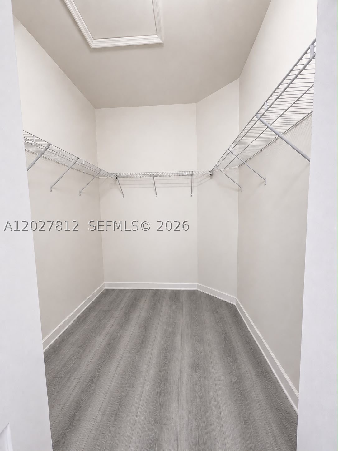AQUABELLA SECTION ONE - Residential