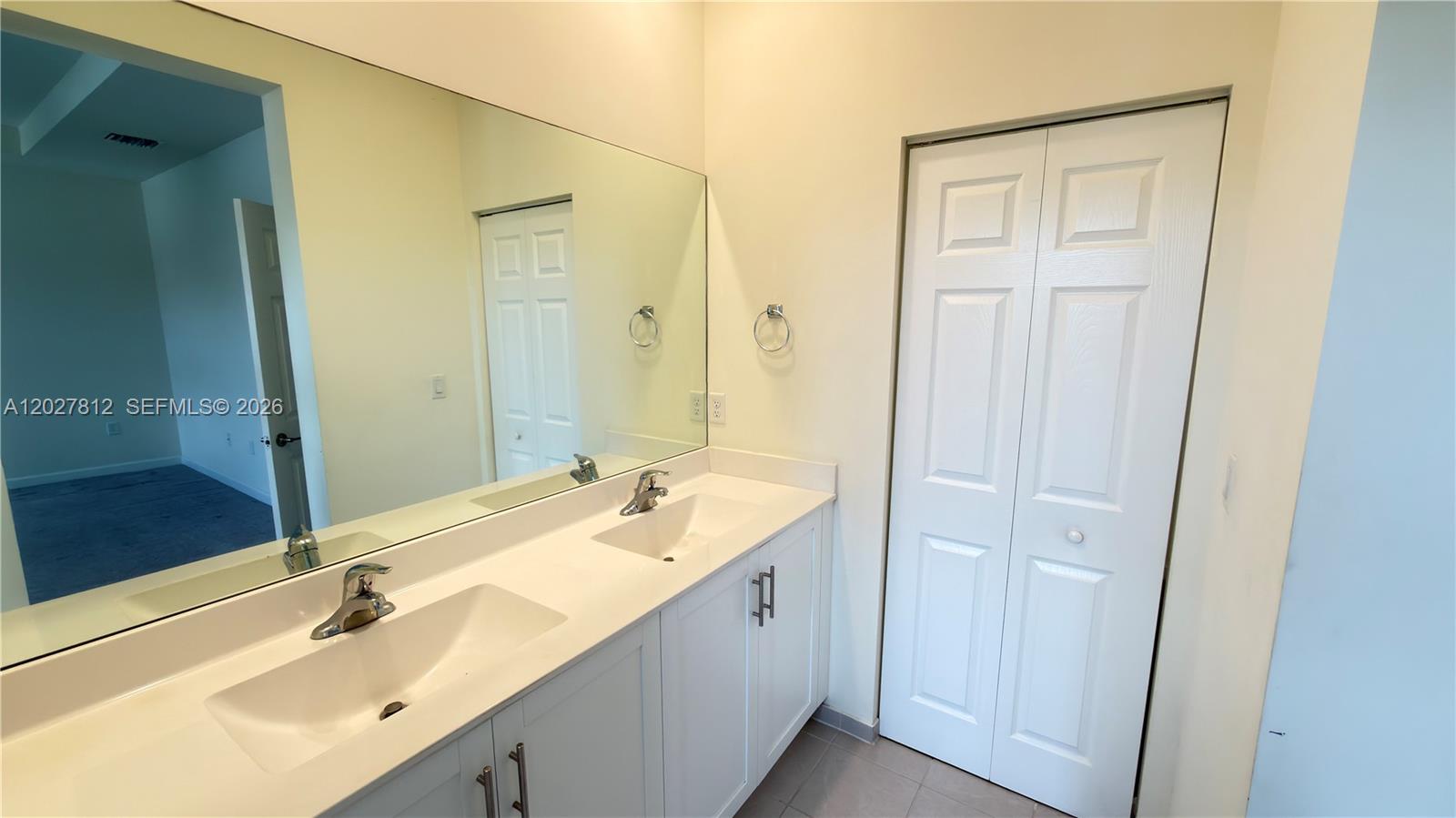 AQUABELLA SECTION ONE - Residential