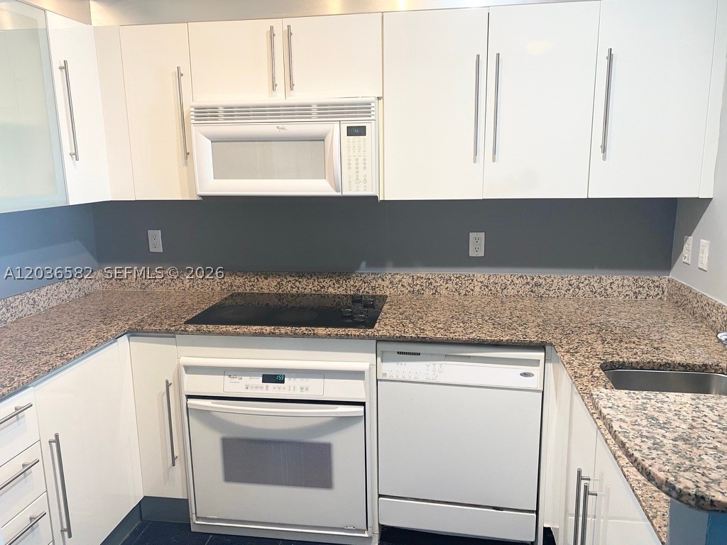 ONE MIAMI EAST CONDO - Residential Lease