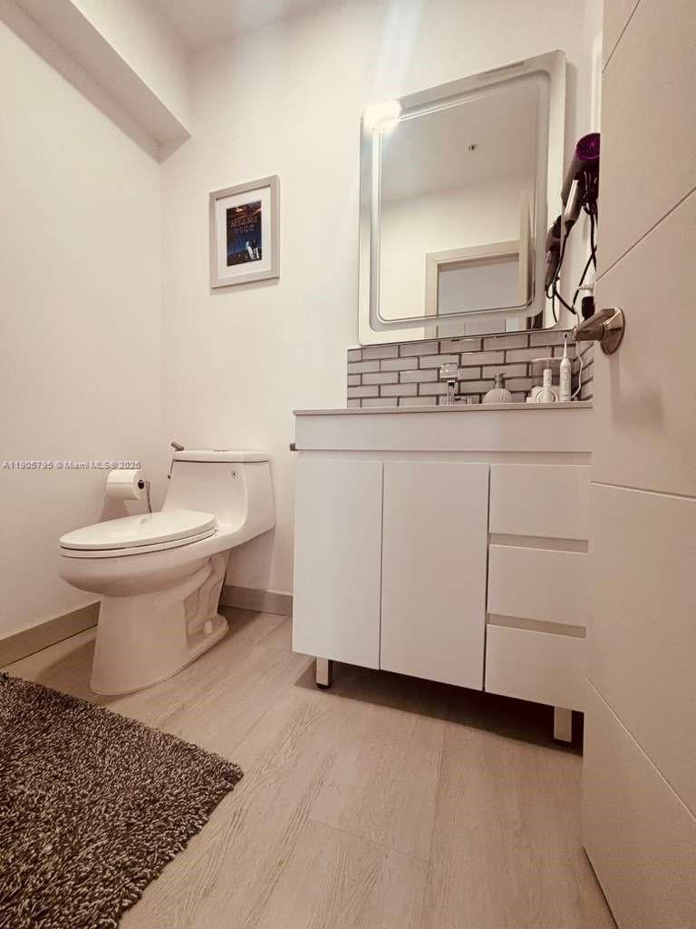 CLEARVIEW TOWERS CONDO - Residential