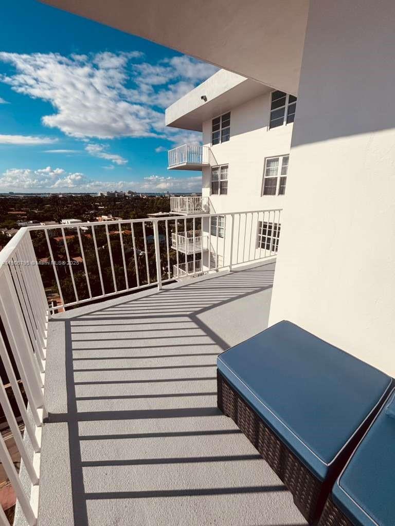 CLEARVIEW TOWERS CONDO - Residential