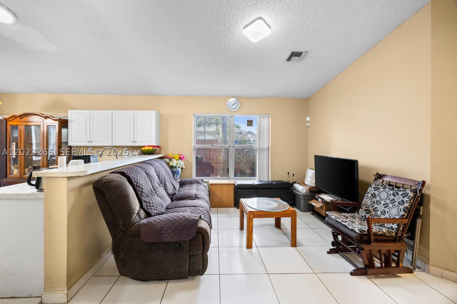 WOODS LAKE - Residential