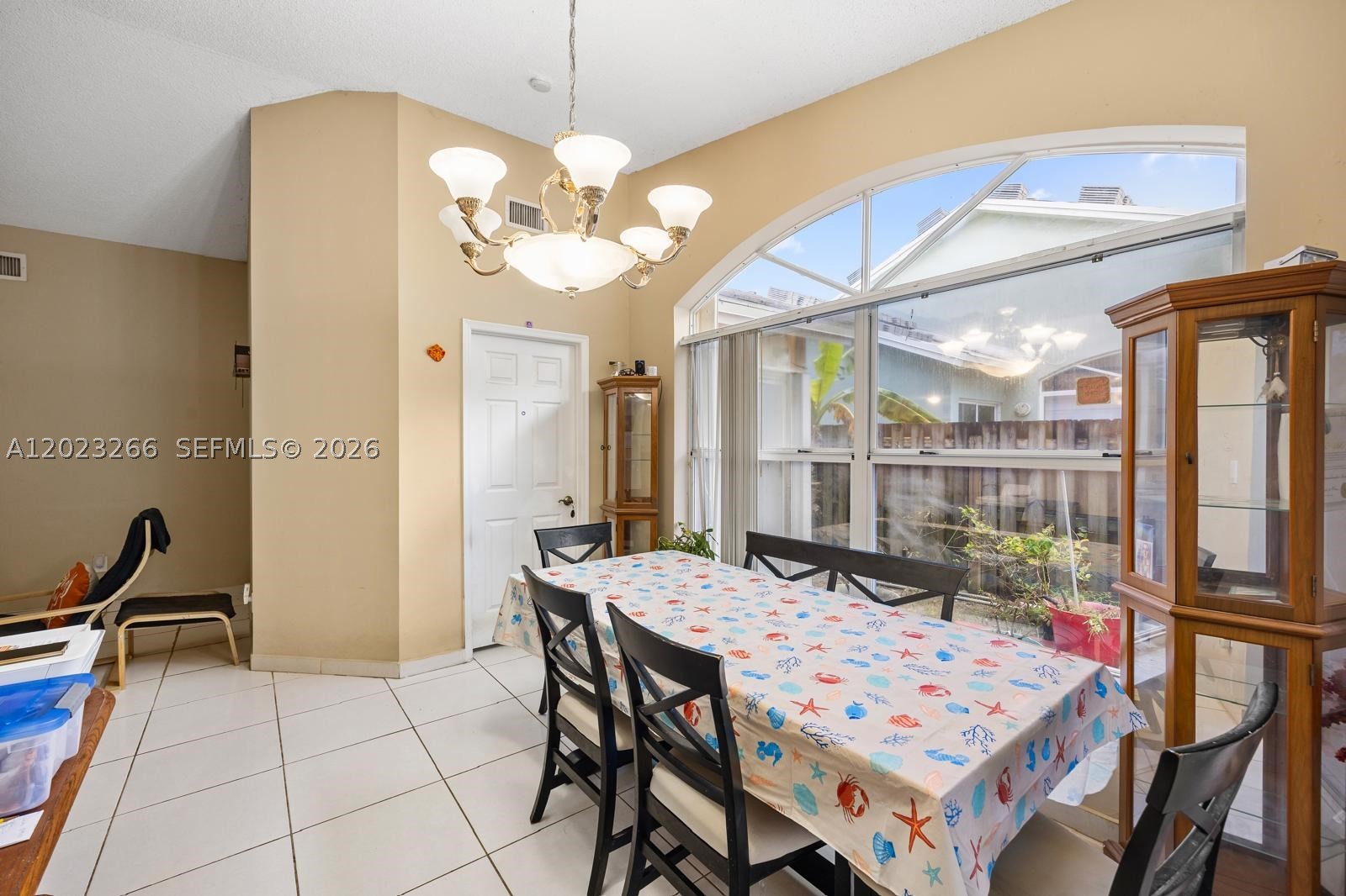 WOODS LAKE - Residential