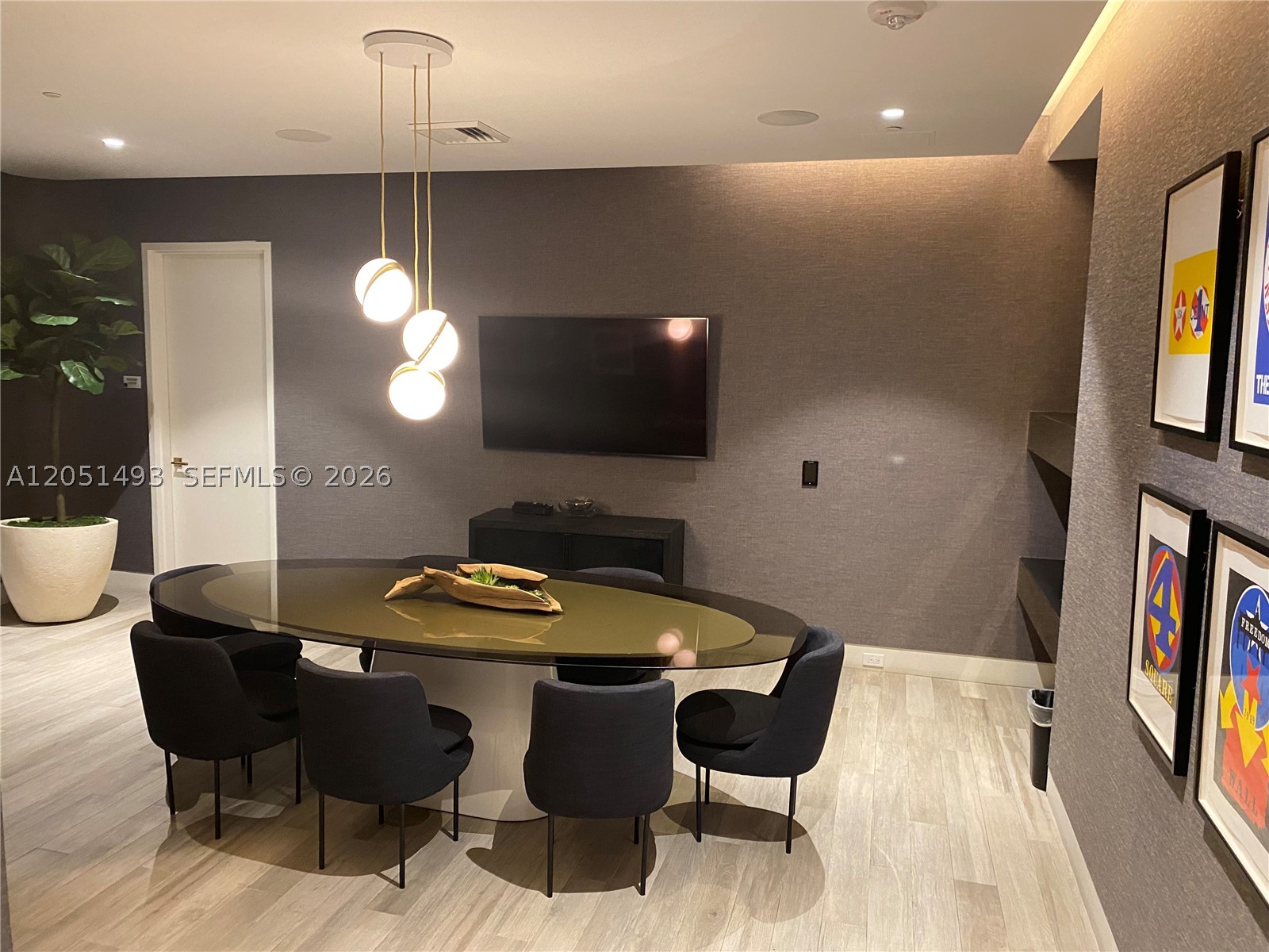 CLUB RESIDENCES AT PARK G - Residential