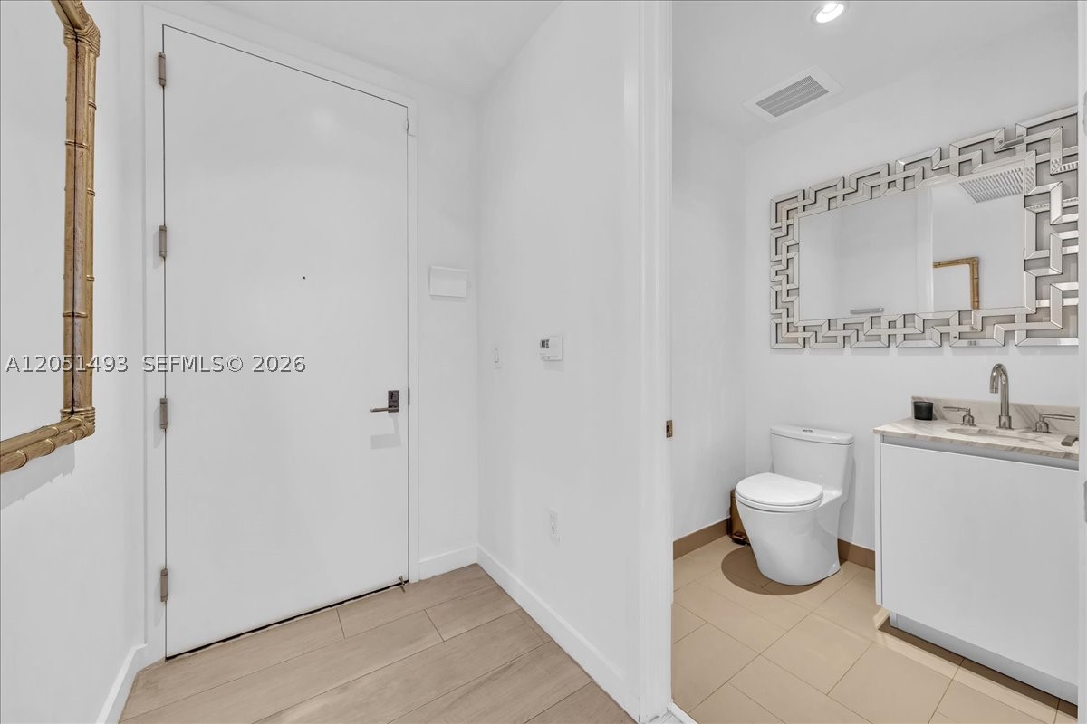 CLUB RESIDENCES AT PARK G - Residential