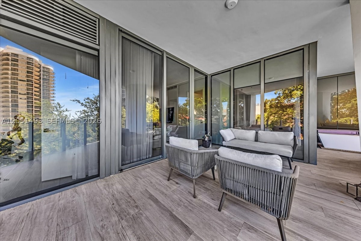 CLUB RESIDENCES AT PARK G - Residential