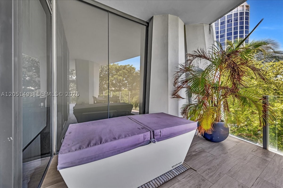 CLUB RESIDENCES AT PARK G - Residential