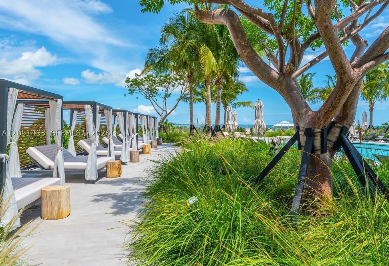 CLUB RESIDENCES AT PARK G - Residential