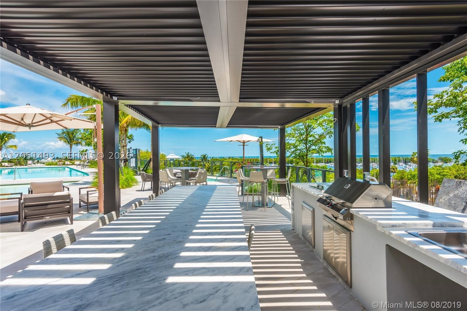 CLUB RESIDENCES AT PARK G - Residential