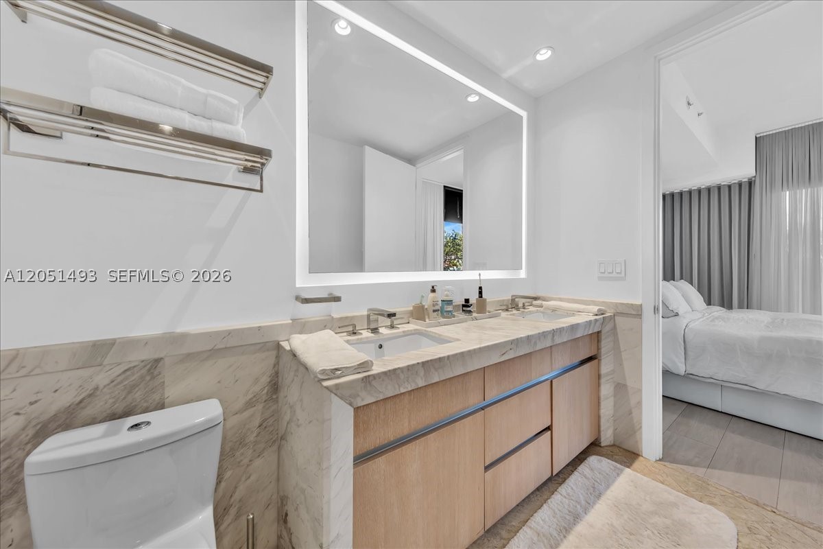 CLUB RESIDENCES AT PARK G - Residential