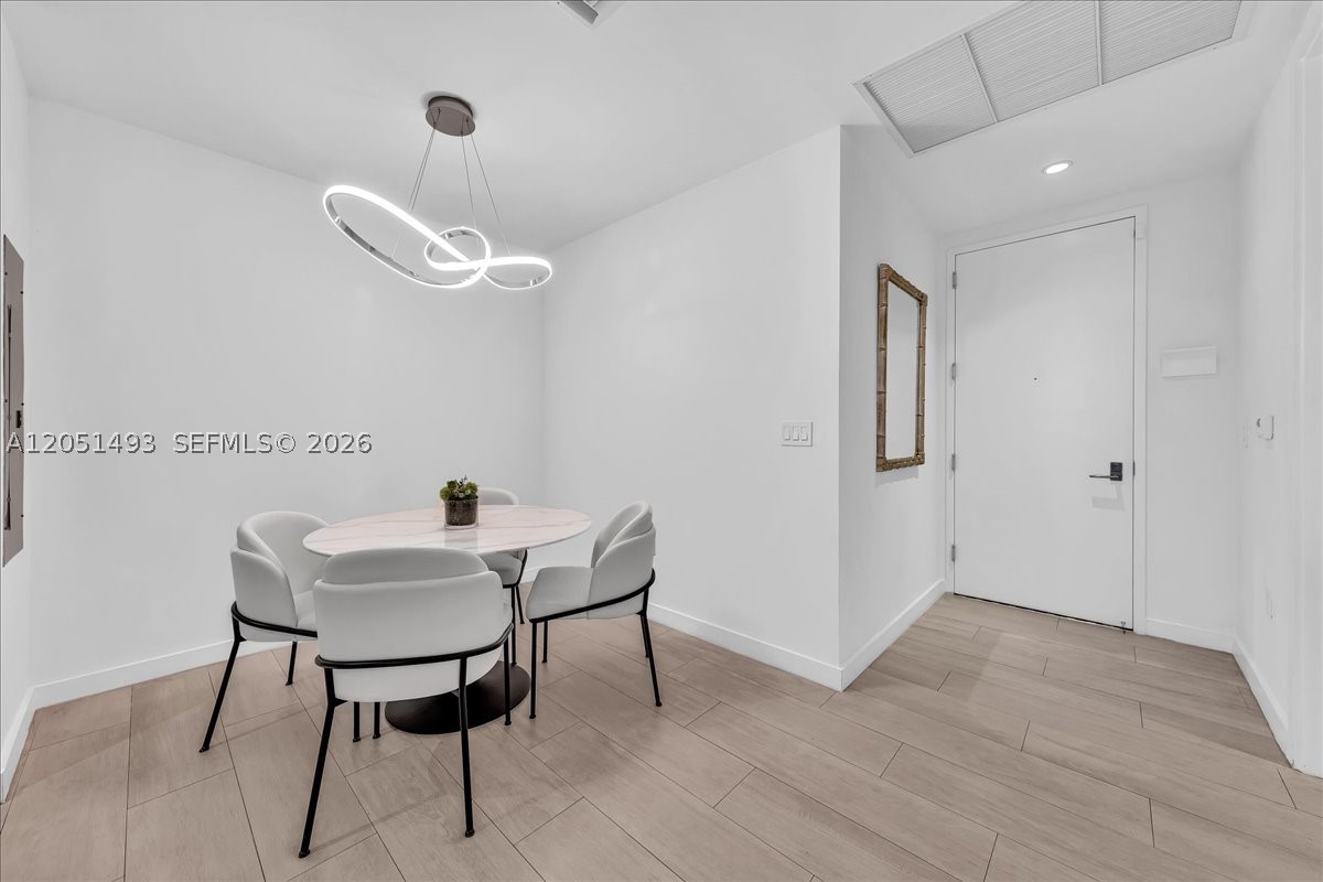 CLUB RESIDENCES AT PARK G - Residential