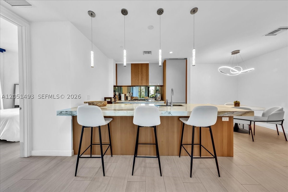 CLUB RESIDENCES AT PARK G - Residential