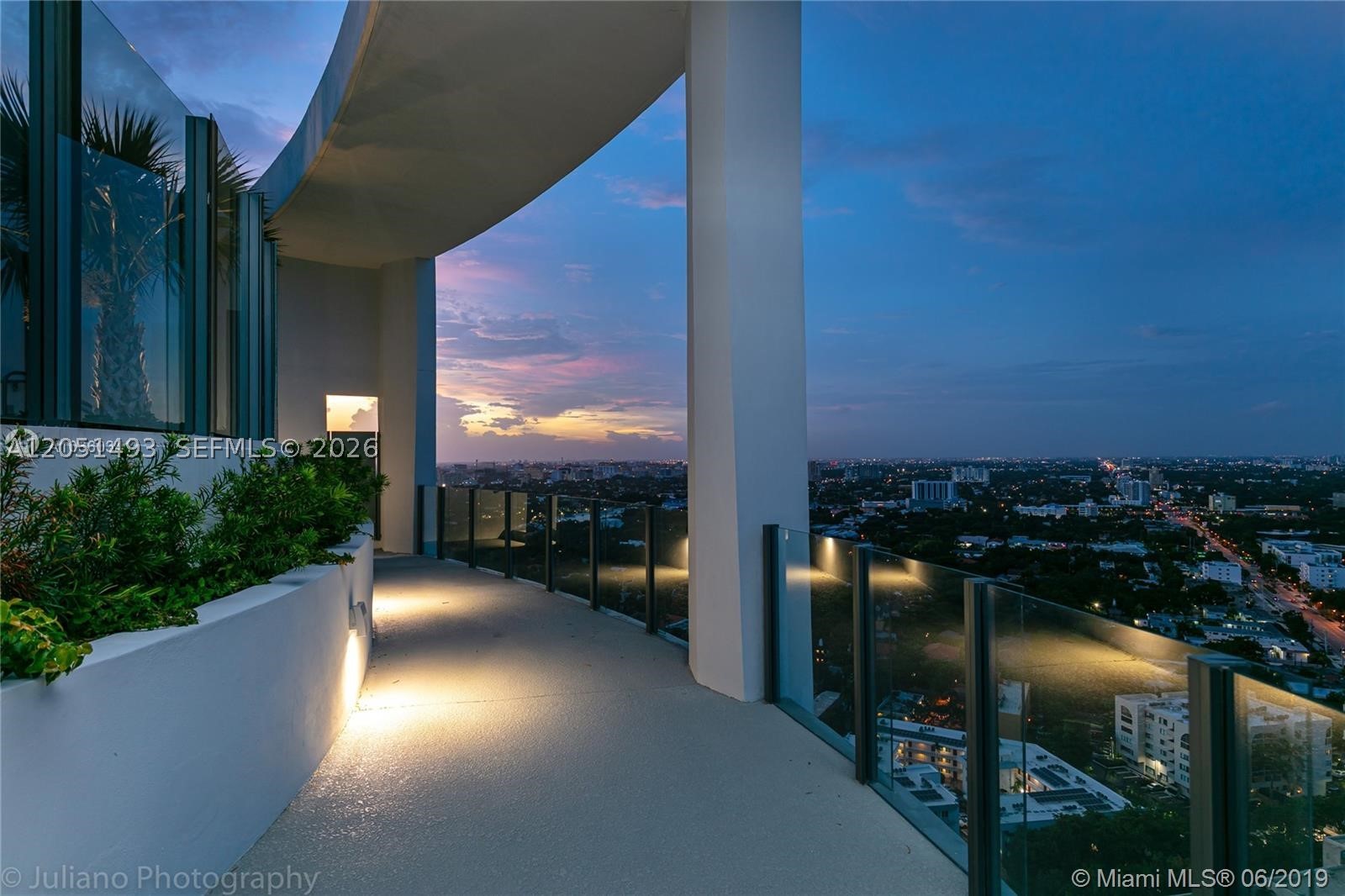 CLUB RESIDENCES AT PARK G - Residential
