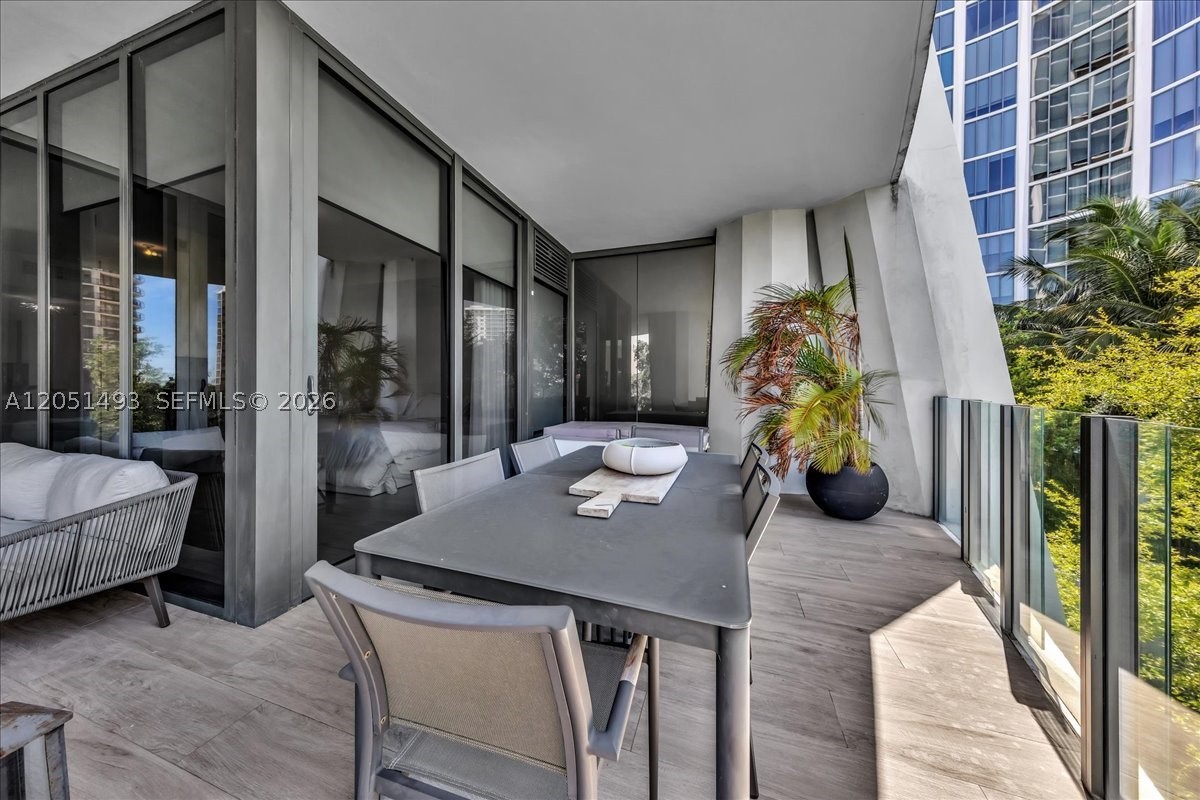 CLUB RESIDENCES AT PARK G - Residential