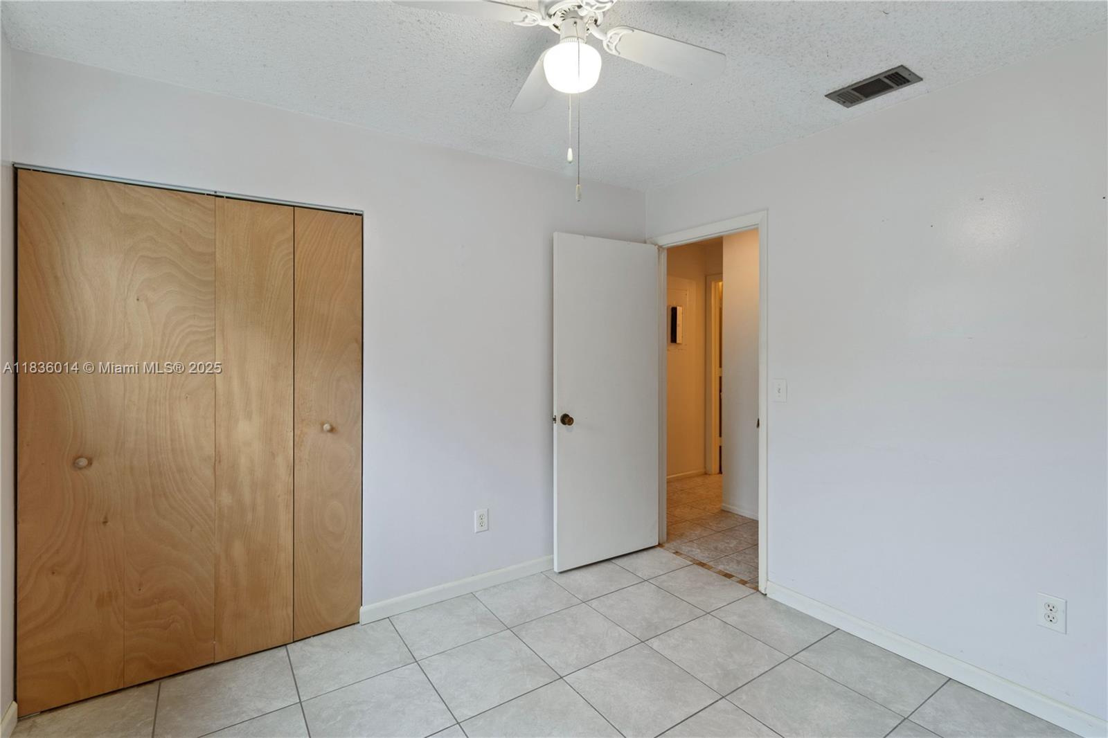 SECOND/FIRST REPLAT IN SEB - Residential
