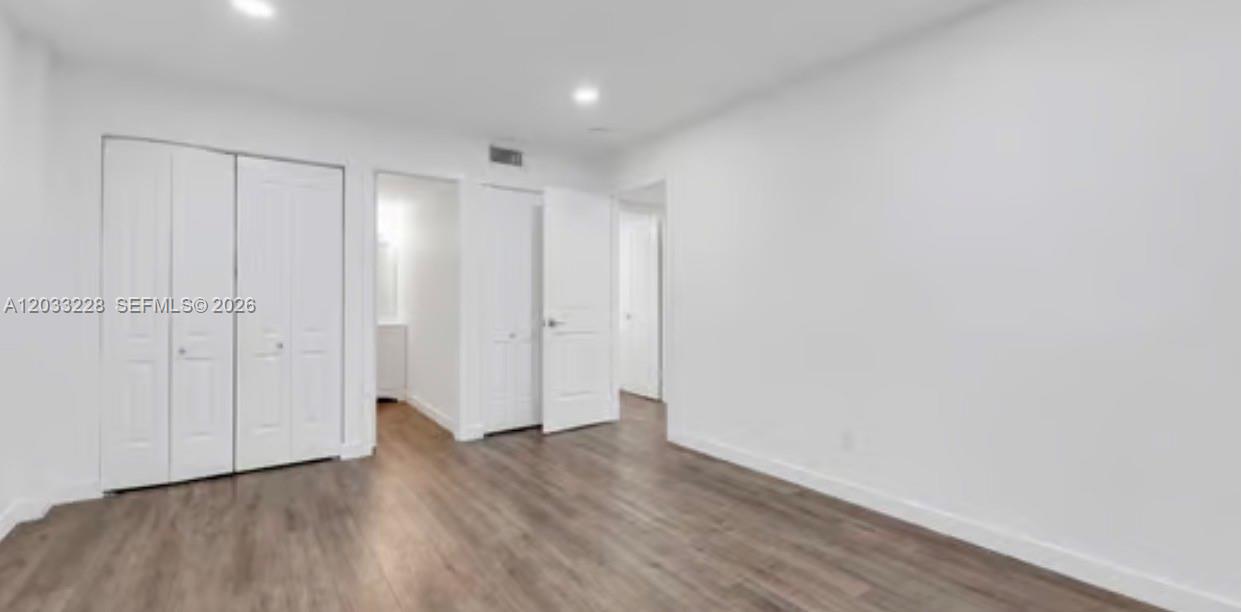 SUNSET VILLAS PHASE II CO - Residential Lease