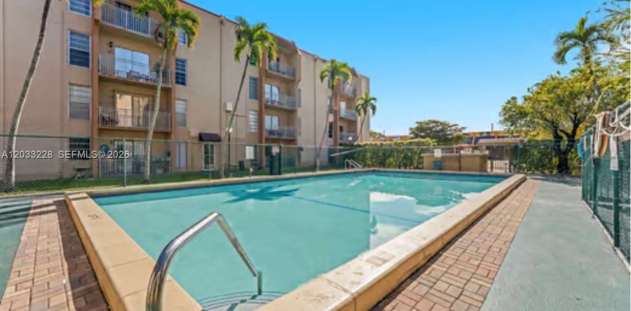 SUNSET VILLAS PHASE II CO - Residential Lease