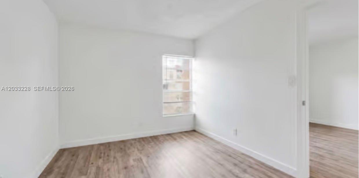 SUNSET VILLAS PHASE II CO - Residential Lease