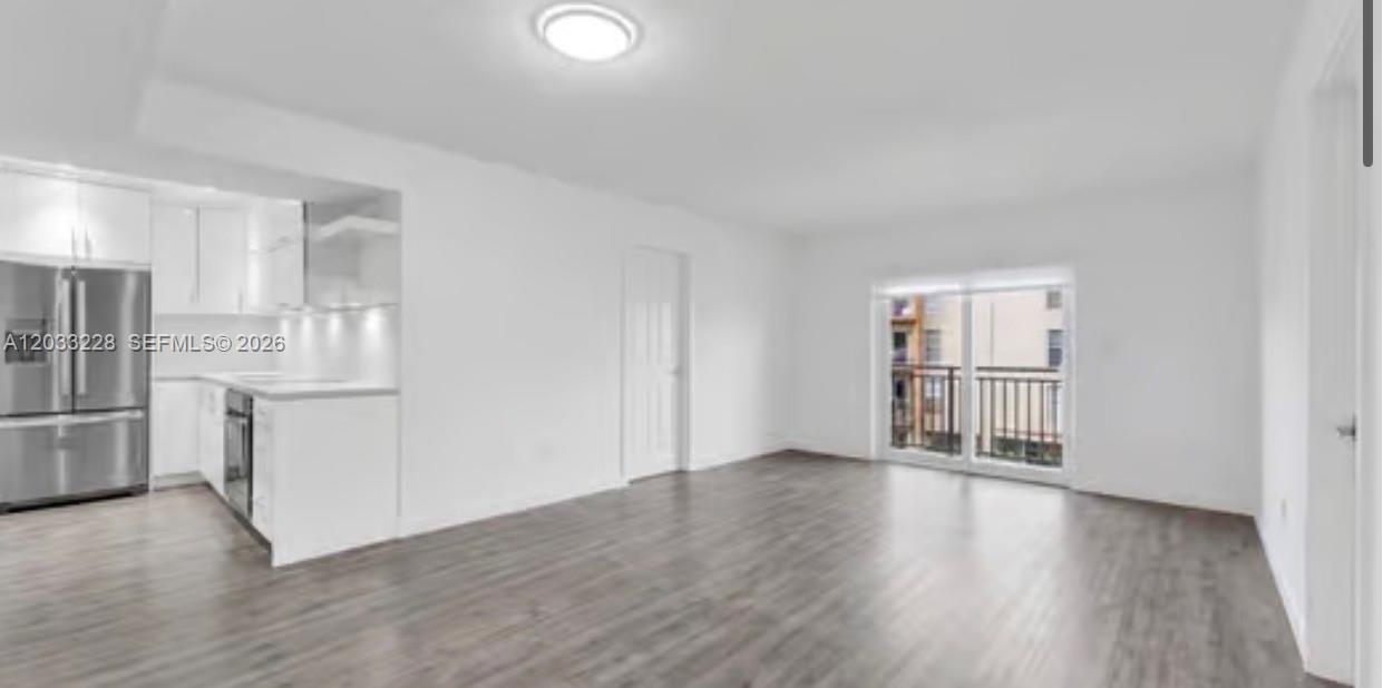 SUNSET VILLAS PHASE II CO - Residential Lease