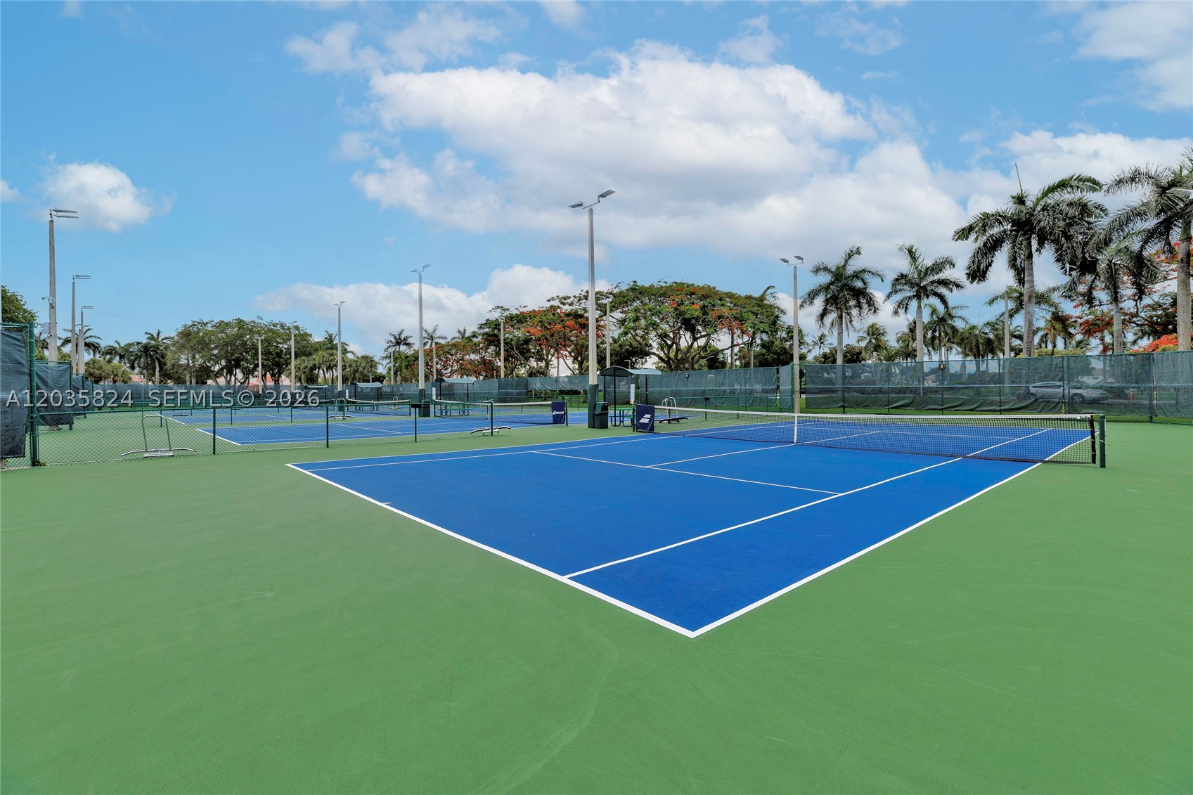 CAPTIVA CONDO E - Residential