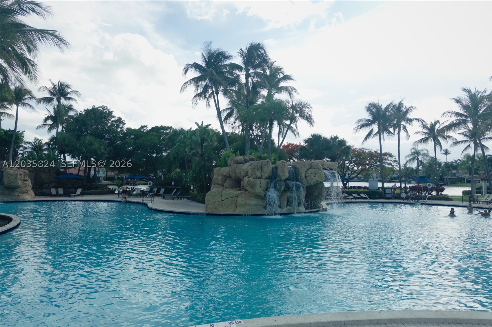 CAPTIVA CONDO E - Residential