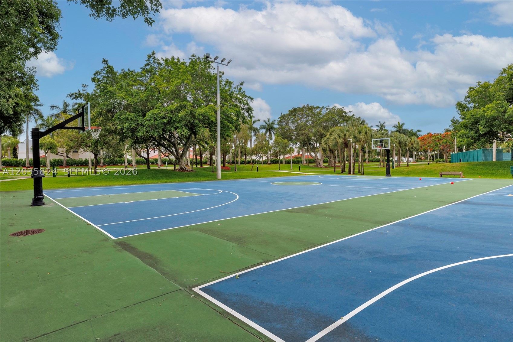 CAPTIVA CONDO E - Residential