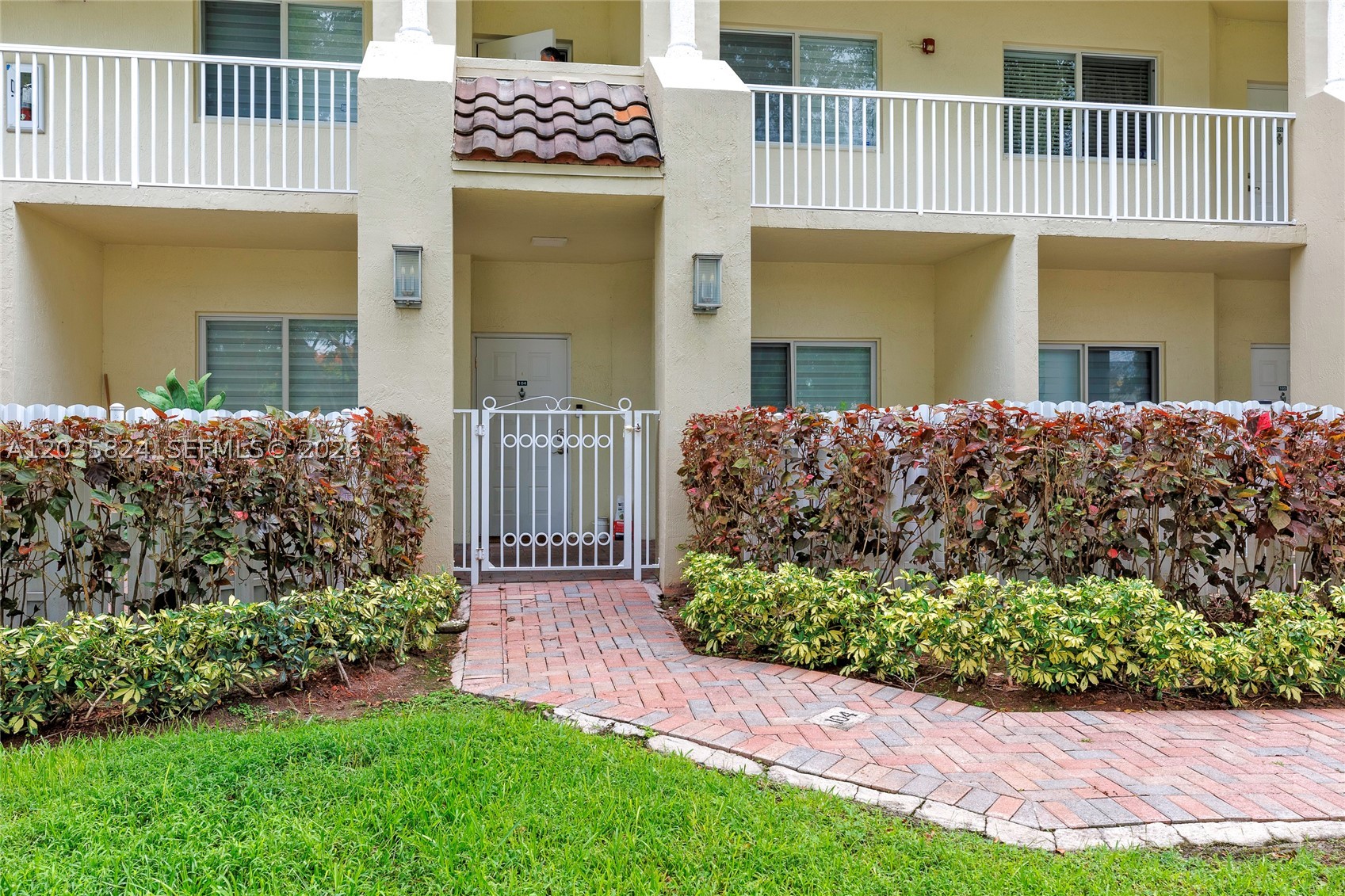 CAPTIVA CONDO E - Residential