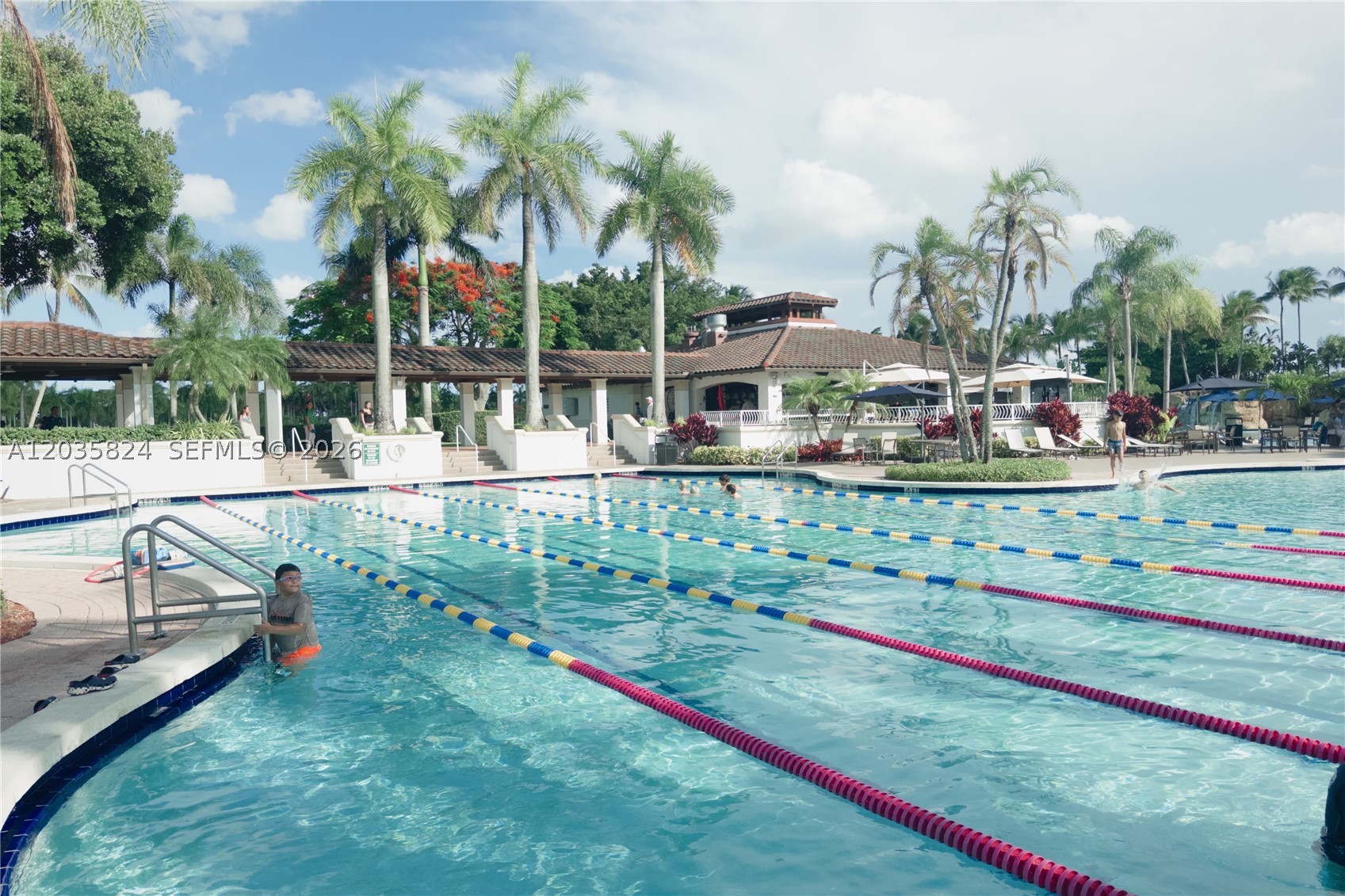 CAPTIVA CONDO E - Residential