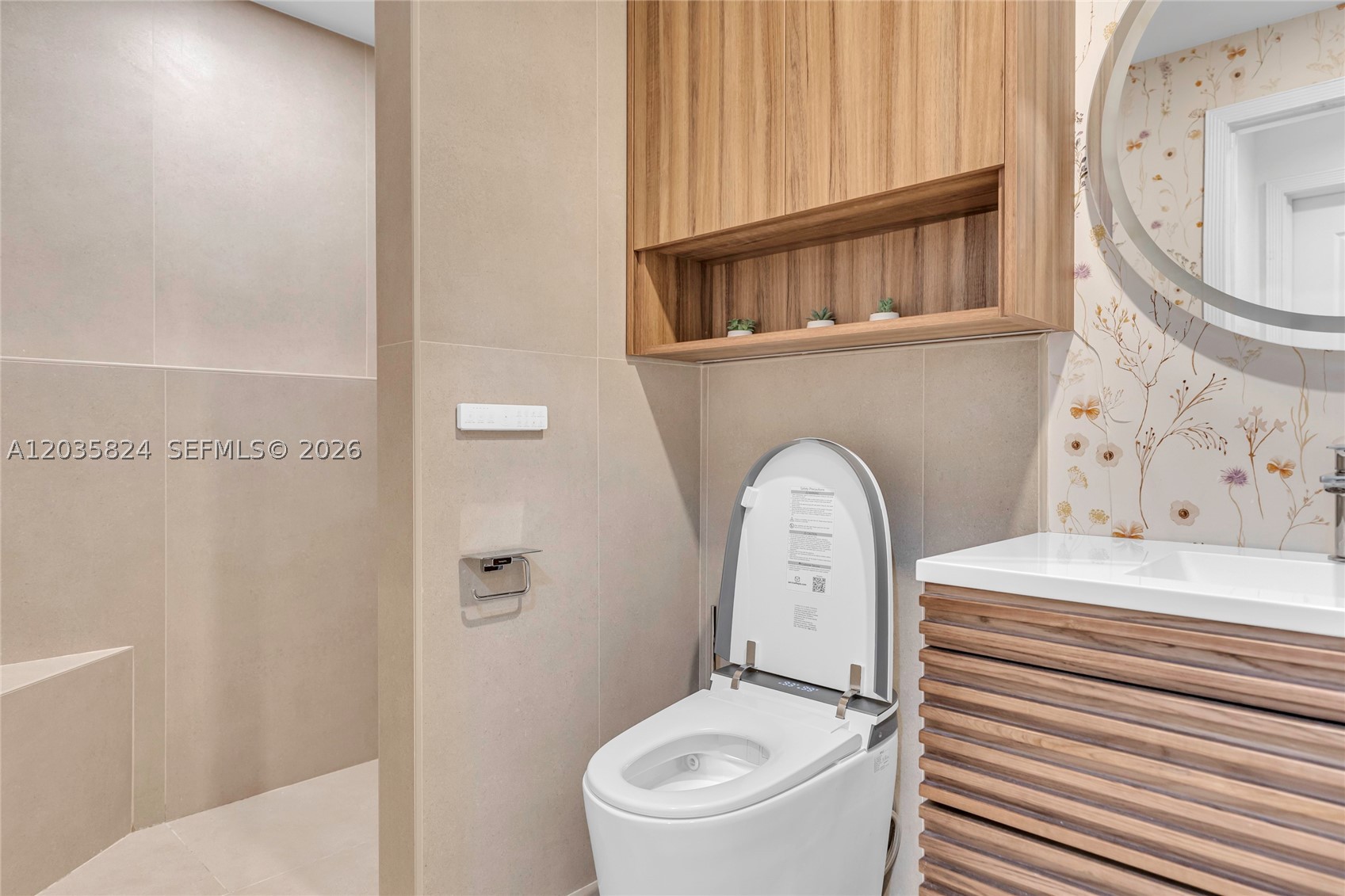 CAPTIVA CONDO E - Residential