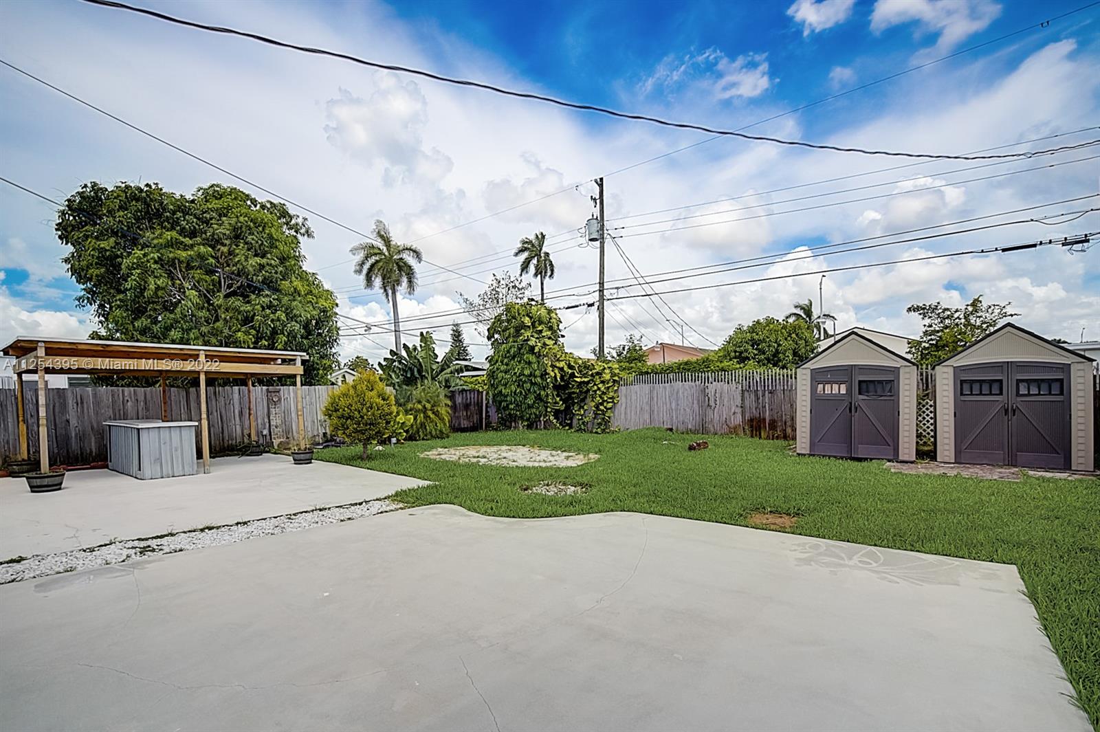 WEST HIALEAH HEIGHTS AMD - Residential