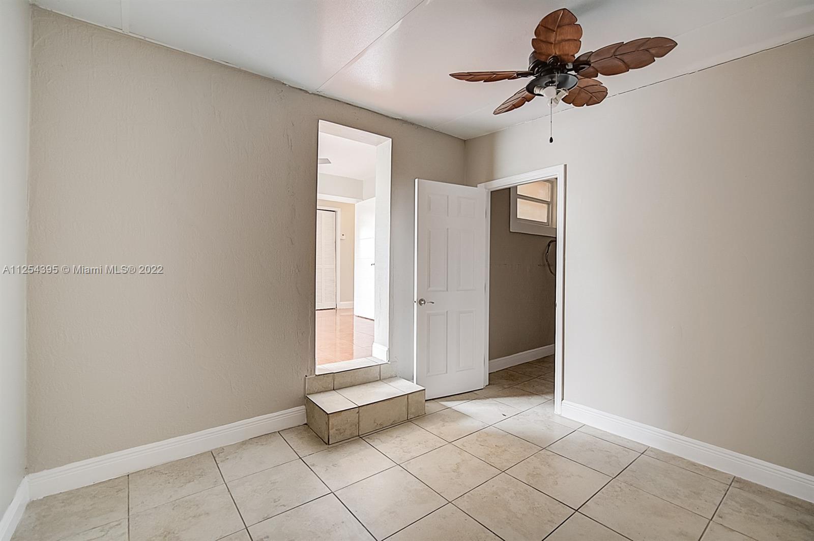 WEST HIALEAH HEIGHTS AMD - Residential