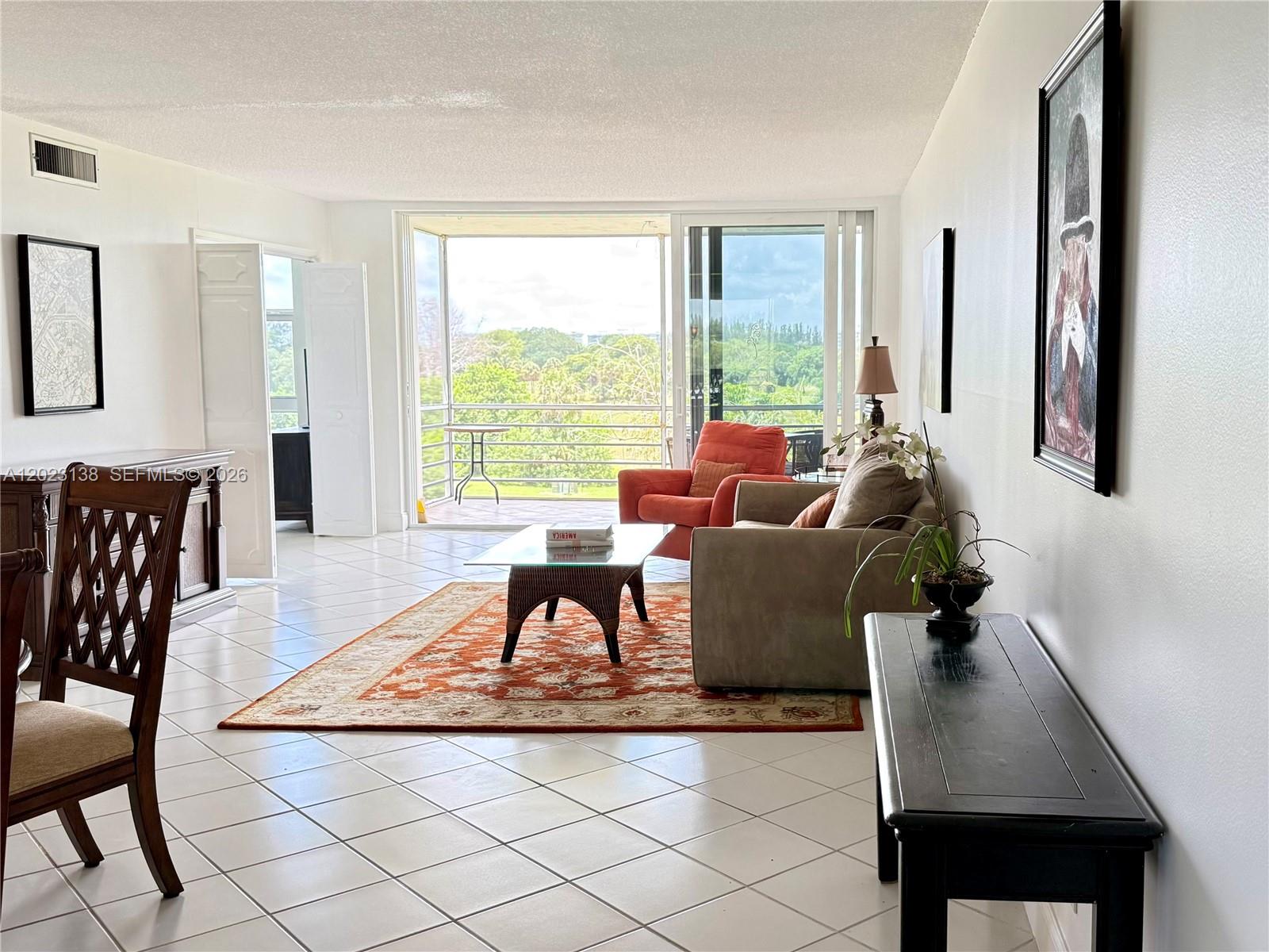 NO 20 PALM-AIRE COUNTRY C - Residential