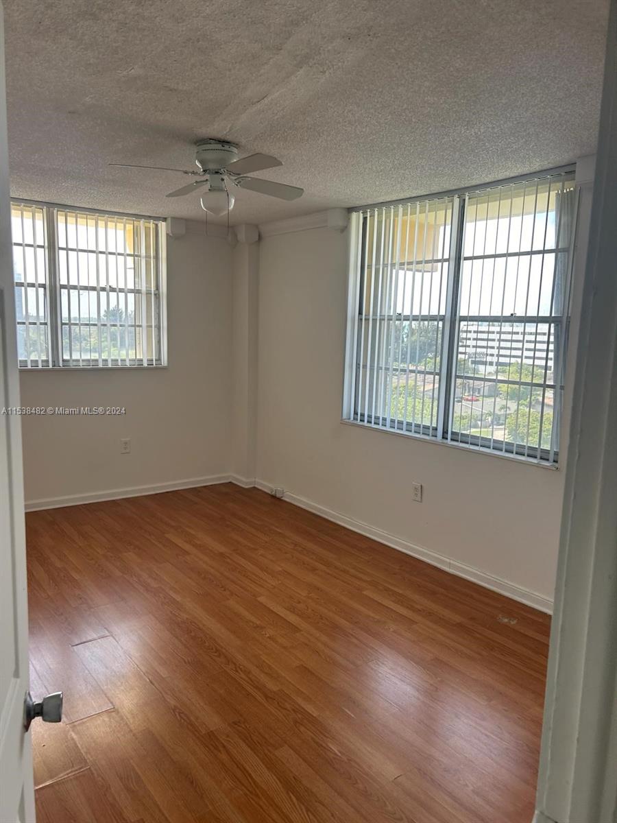 PARKWAY TOWERS BLDG 1 CON - Residential Lease