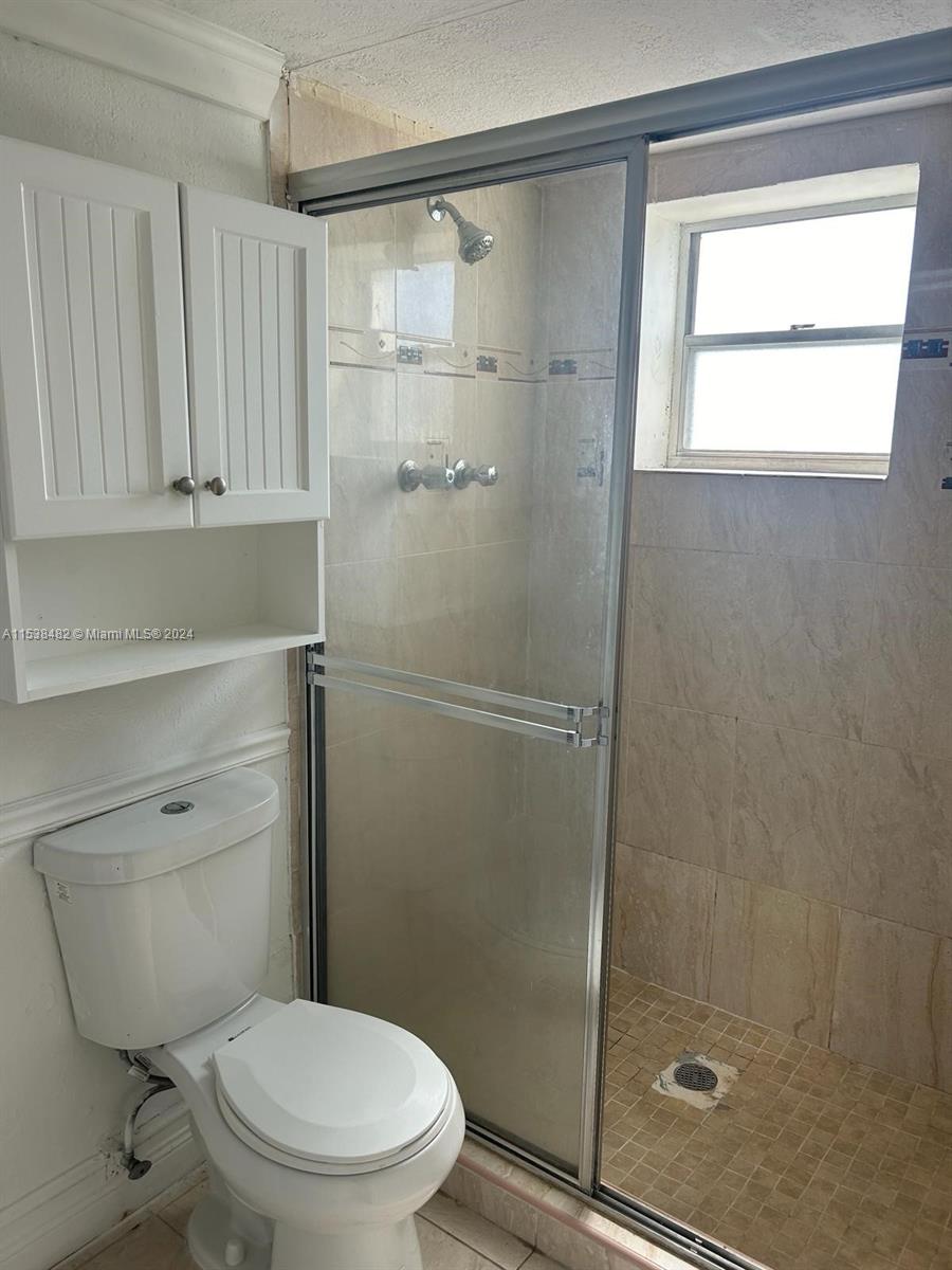 PARKWAY TOWERS BLDG 1 CON - Residential Lease