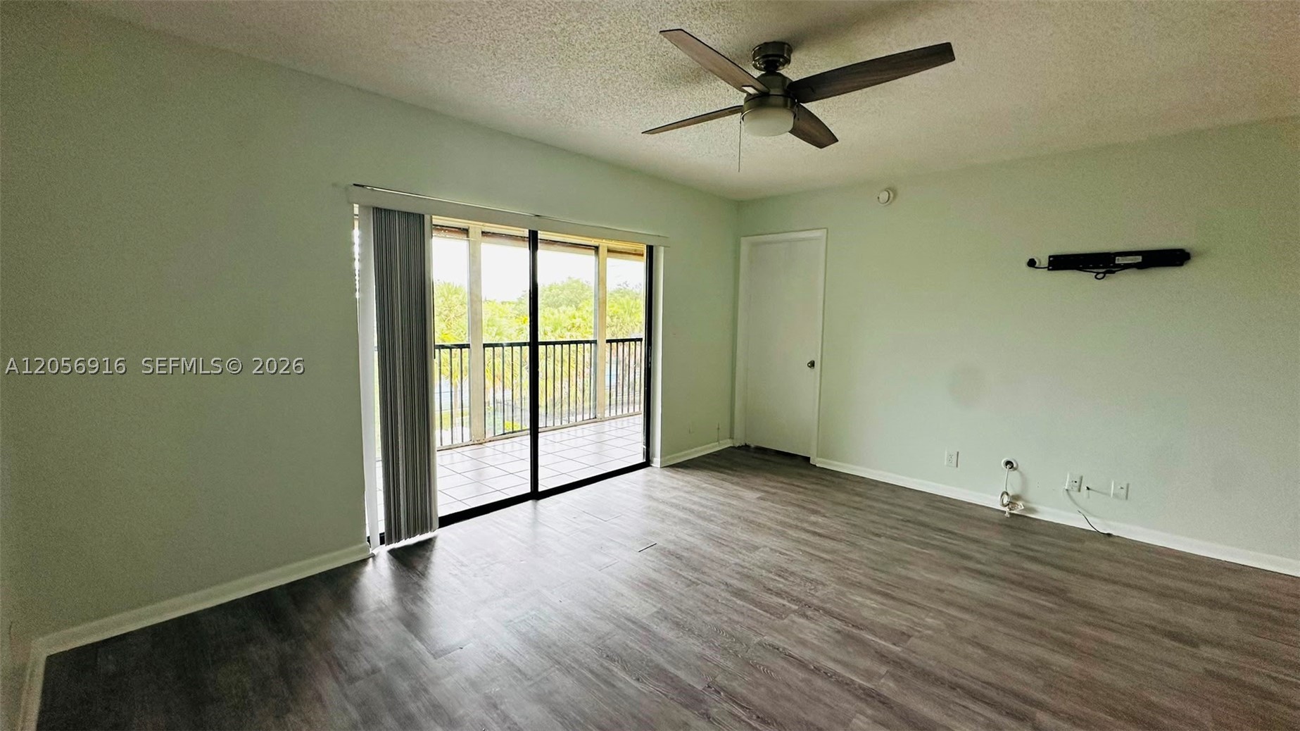 SAXON WOODS NORTH CONDO - Residential Lease