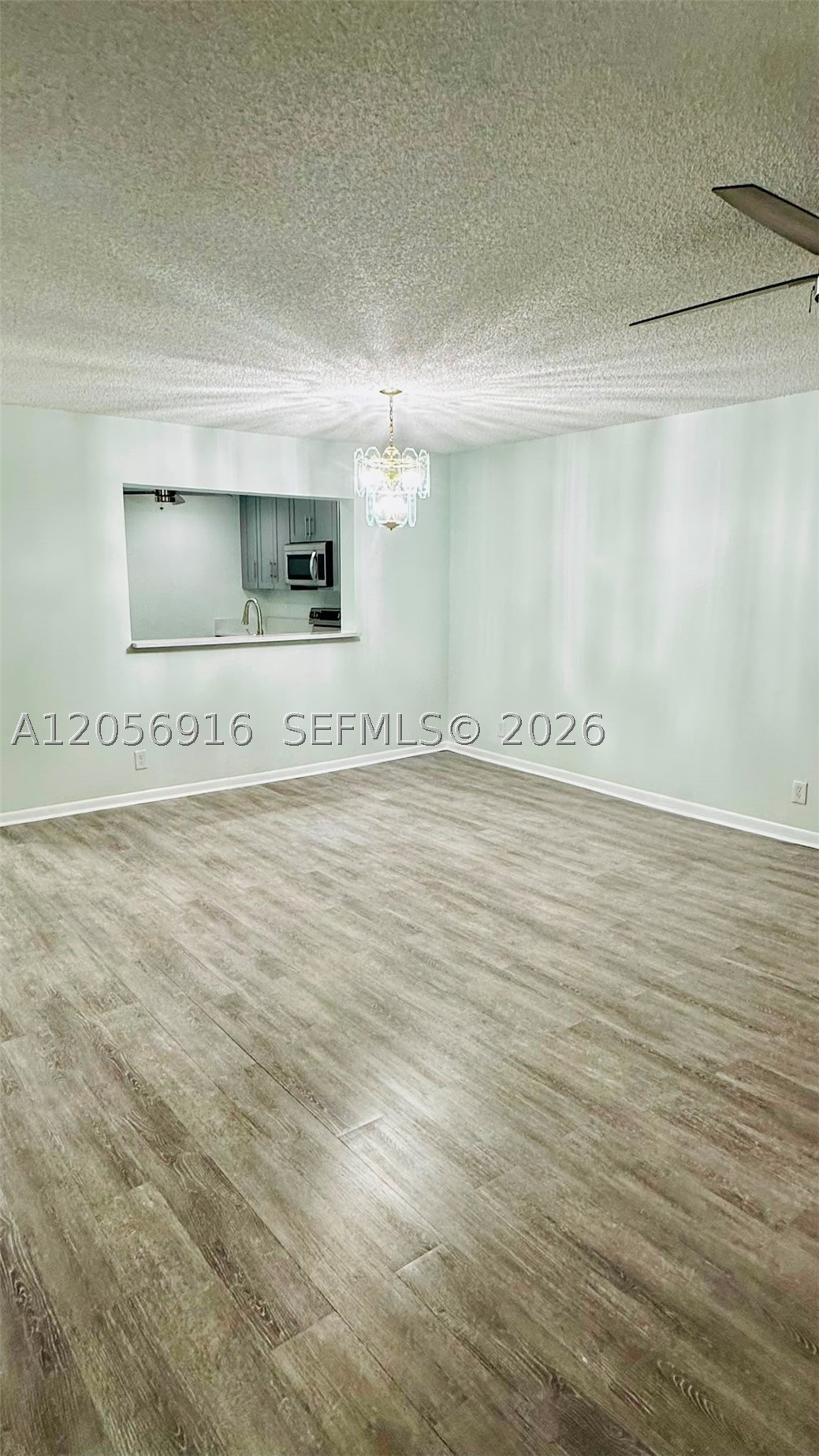 SAXON WOODS NORTH CONDO - Residential Lease