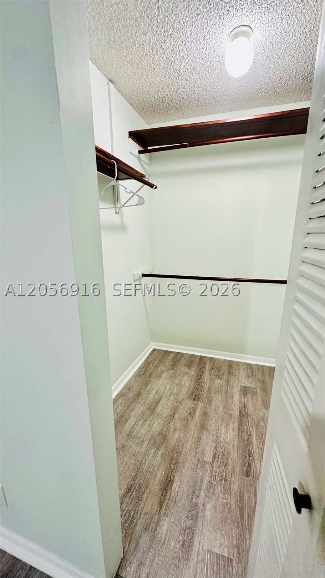 SAXON WOODS NORTH CONDO - Residential Lease