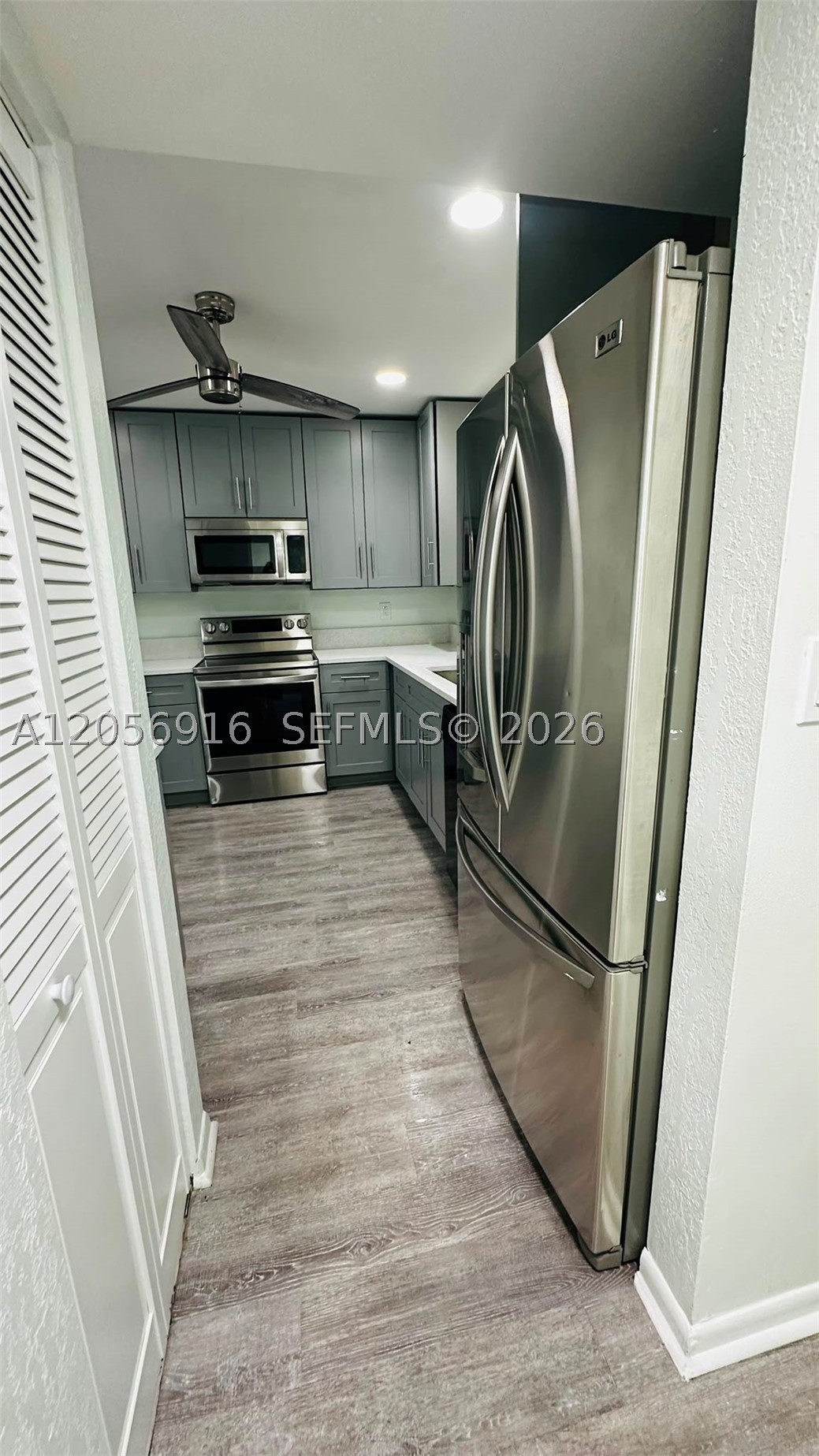 SAXON WOODS NORTH CONDO - Residential Lease