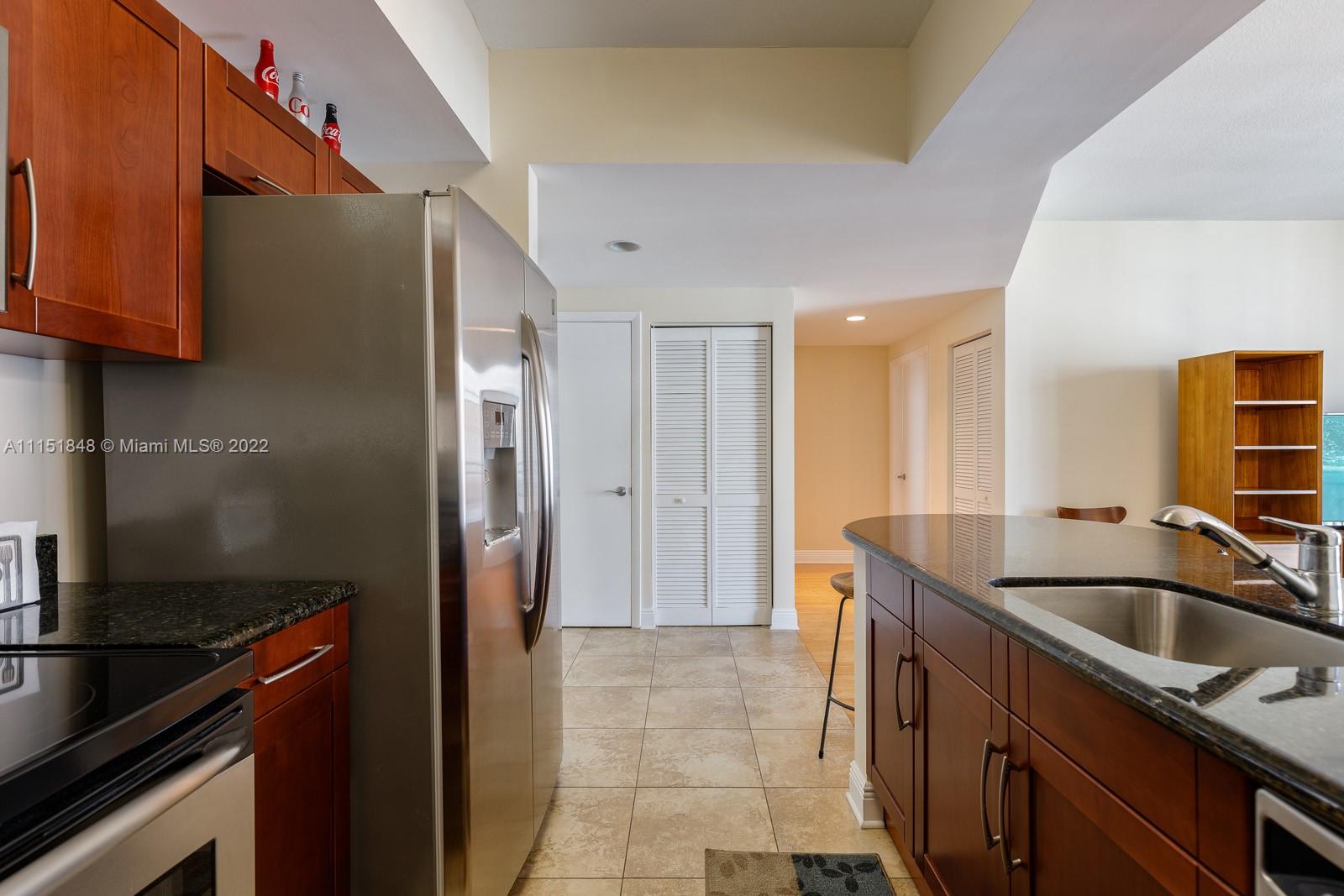 DOWNTOWN DADELAND CONDO N - Residential