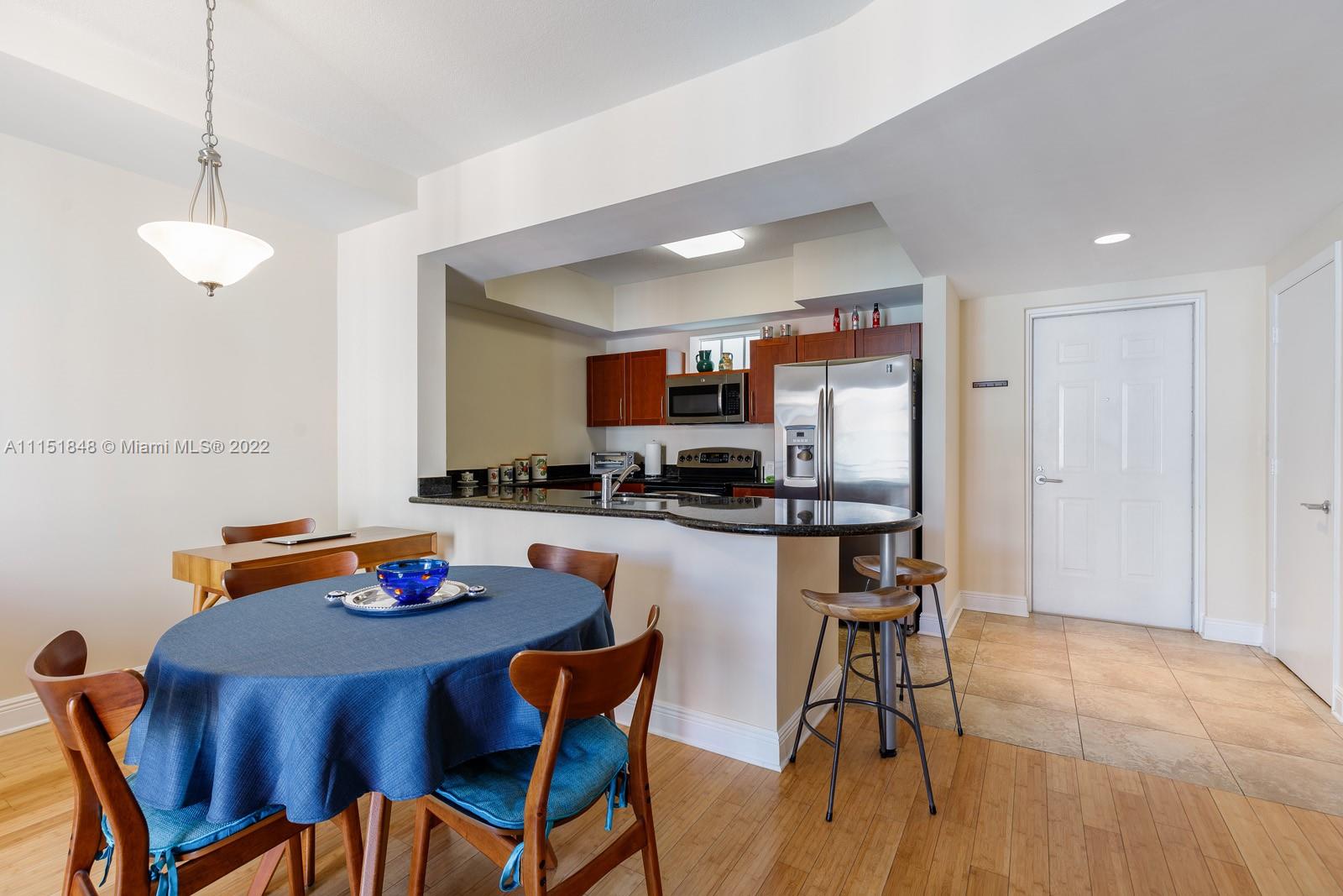 DOWNTOWN DADELAND CONDO N - Residential
