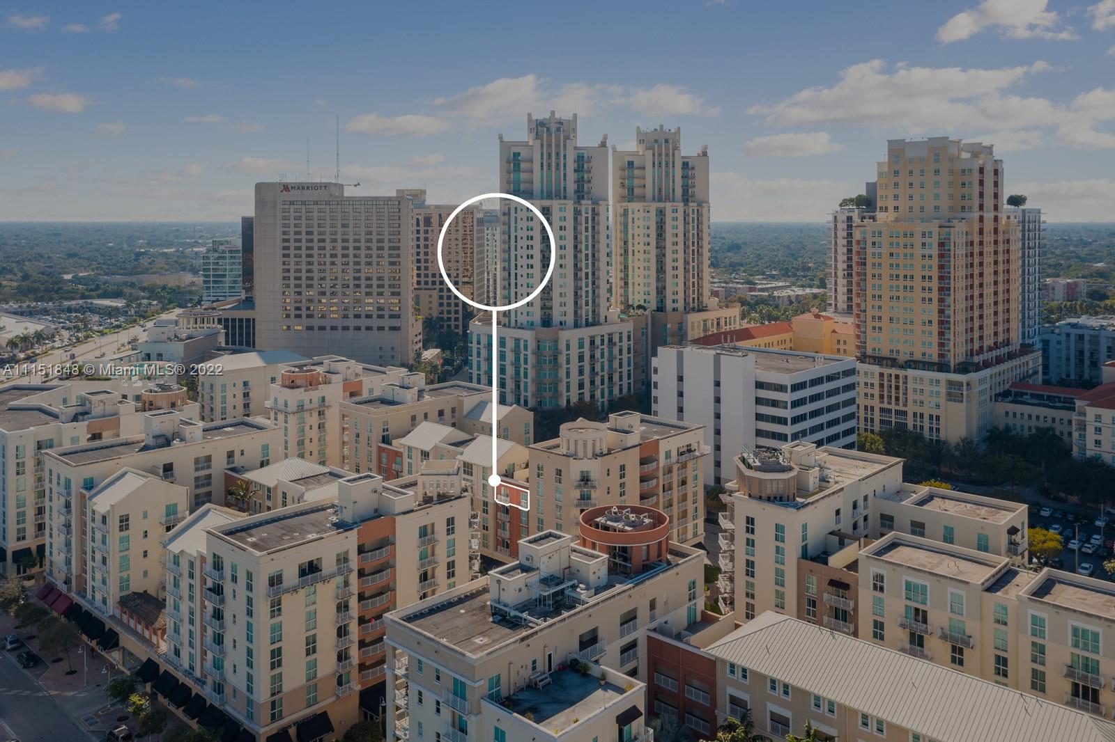 Spacious 1B + 1B located at Dadeland Downtown. Modern Kitchen with Stainless Steel appliances. Granite Countertop. Ready to move.24h security. Amenities include an infinity pool and gym. Walking distance to Dadeland Mall, shops, and restaurants.Next to Public Transportation.