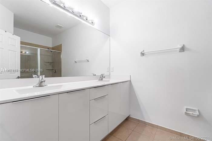 AQUABELLA SECTION ONE - Residential