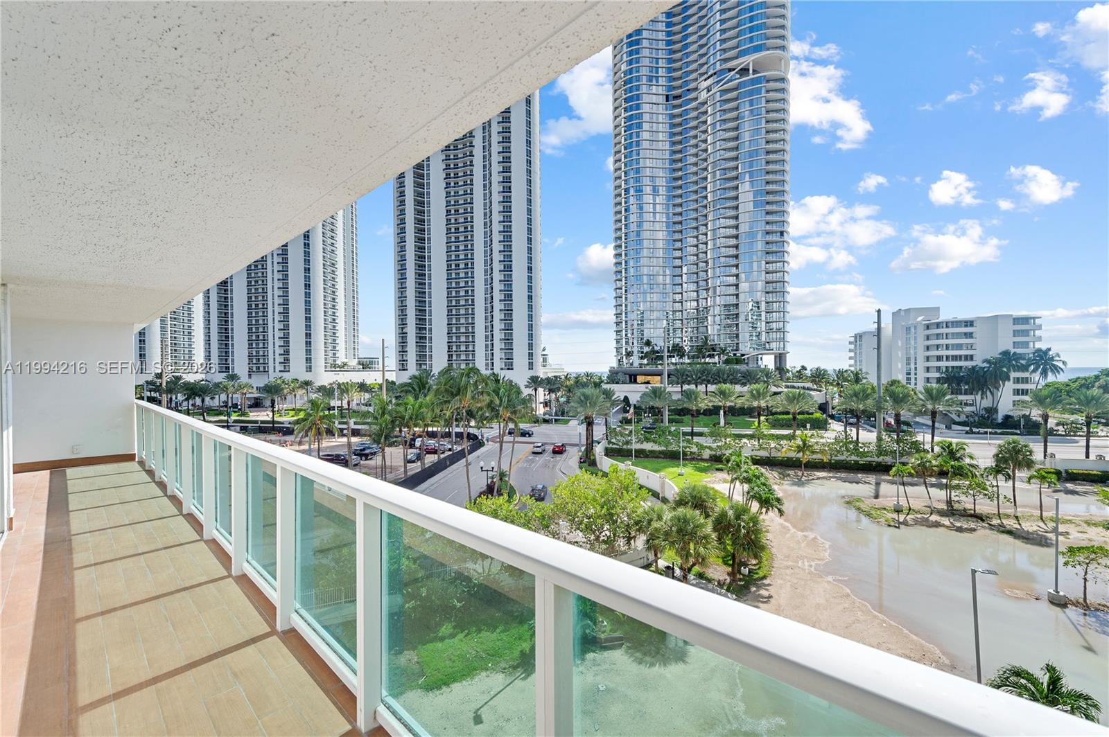 ARLEN HOUSE EAST CONDO - Residential