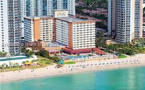 THE AVENTURA BEACH CLUB C - Residential