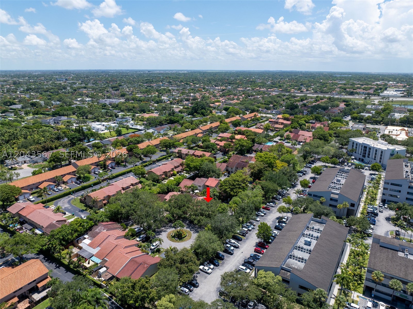 LENOX WOODS - Residential
