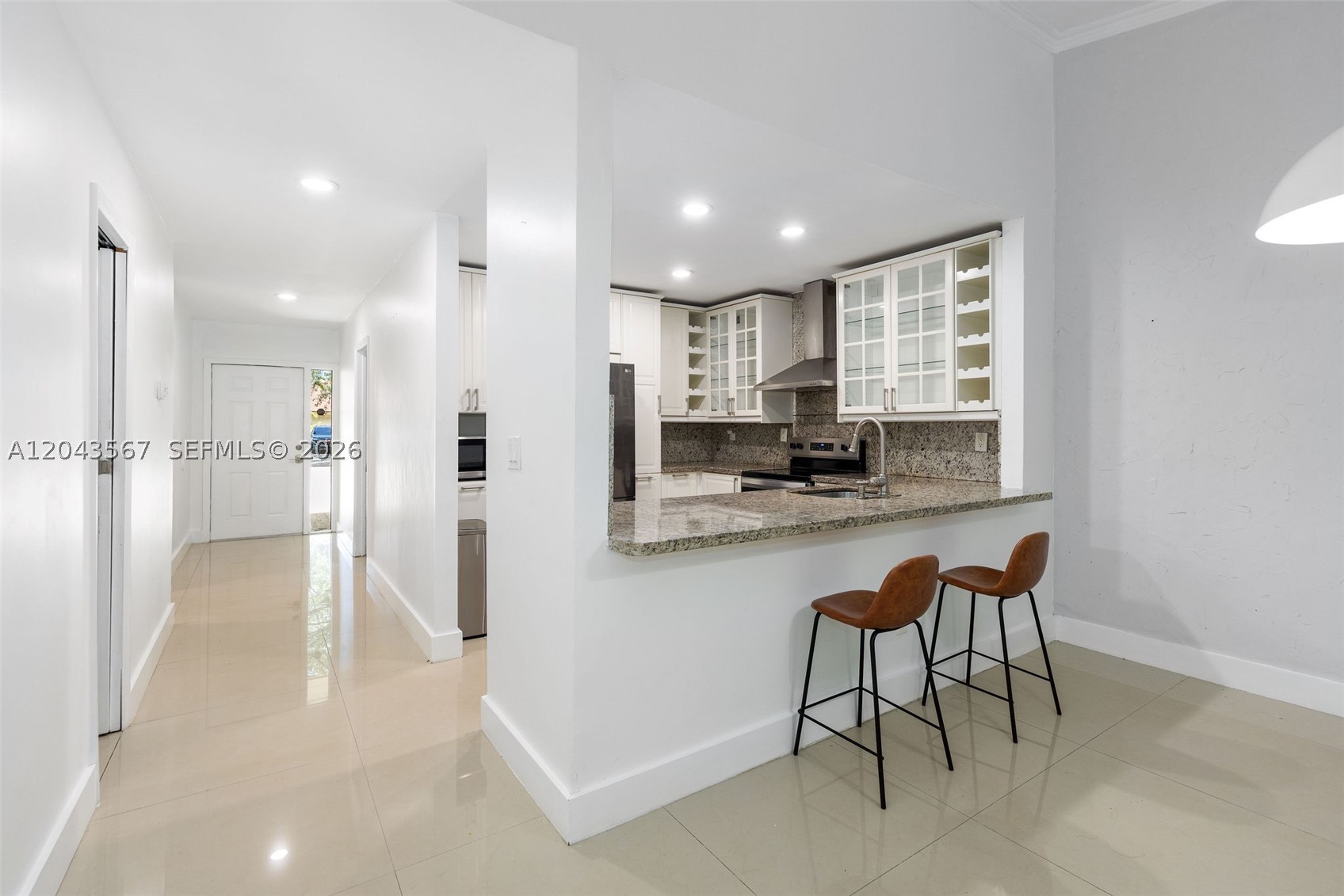 LENOX WOODS - Residential