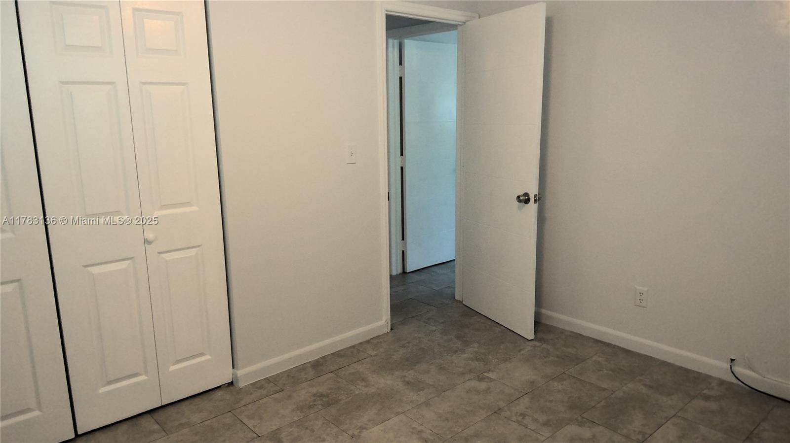 WINDWARD ESTS SEC 2 - Residential Lease