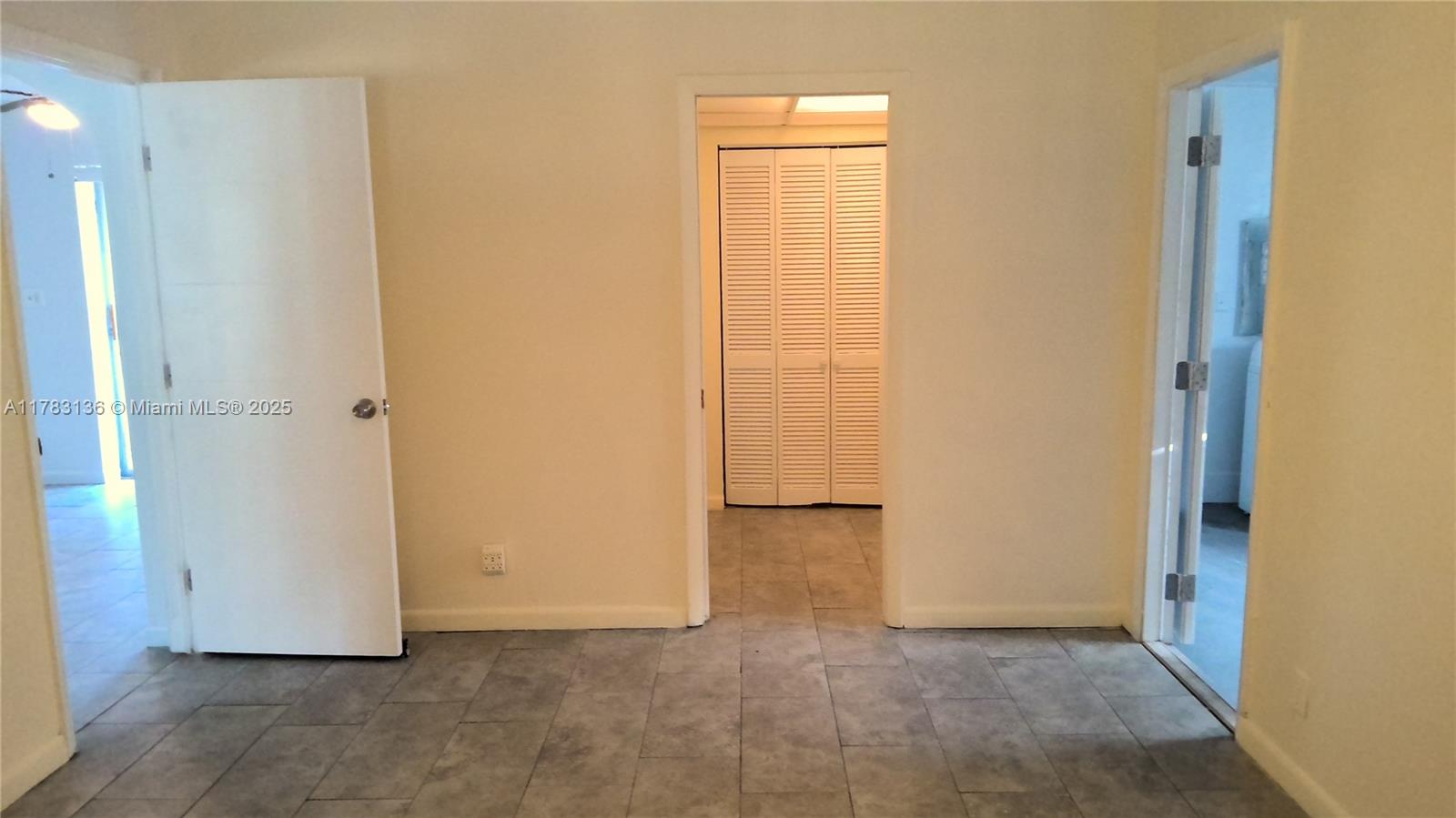 WINDWARD ESTS SEC 2 - Residential Lease